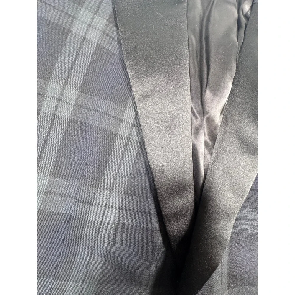 Jos A Bank Mens Plaid Tuxedo Jacket Black Satin Lapel Formal Blazer Wool Blend